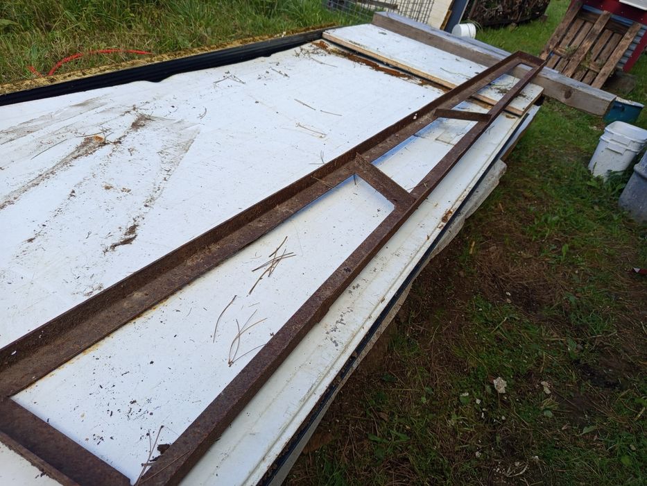Przęsła na zadaszenie metalowe. Solidne
