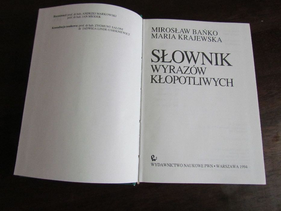 słownik wyrazów kłopotliwych. Mirosław Bańko, Maria Krajewska