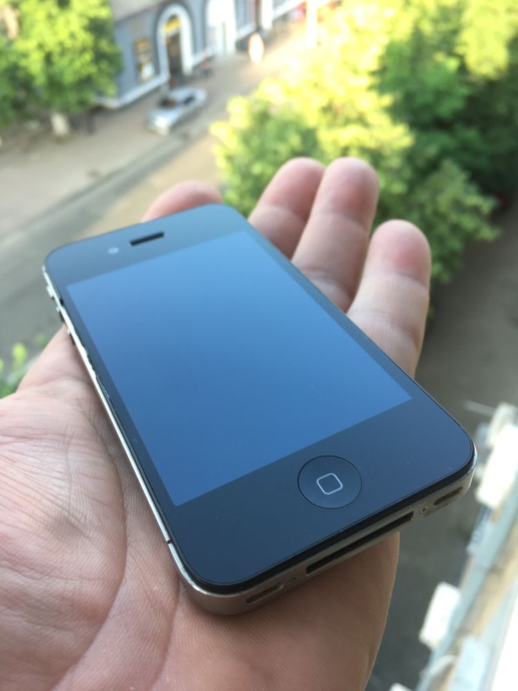 iPhone 4s 16gb (r-sim)
