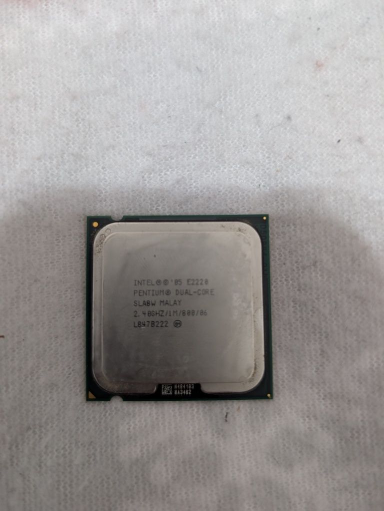 Procesor Intel Dual Core E2220