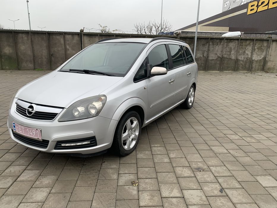 Opel Zafira 2007 року