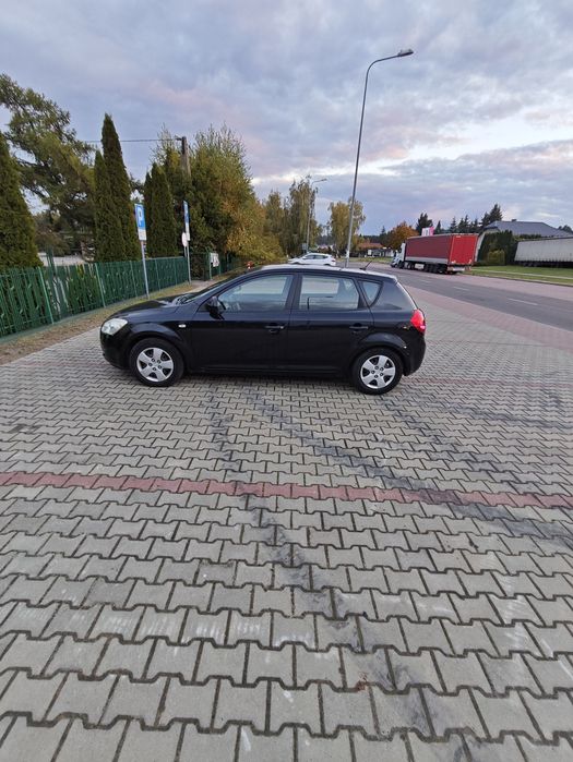 Kia Cee'd 1.4 Benzyna
