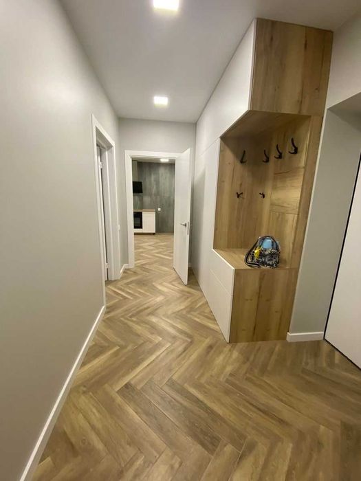 Продам 2 кімн. квартиру в новобудові з ремонтом