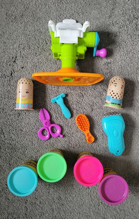 Play doh afera u fryzjera