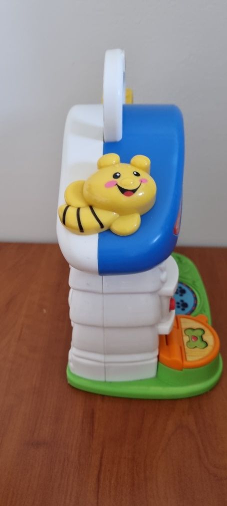 Zabawka interaktywna buda dla pieska Fisher Price sprawna działająca