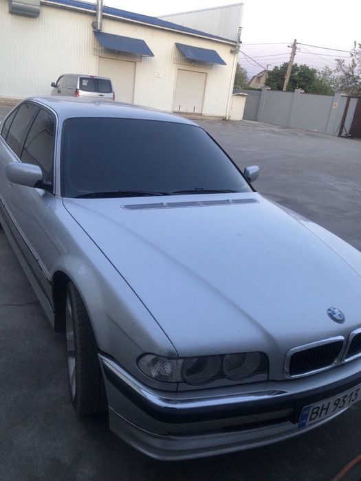 Продам BMW 730 автомат