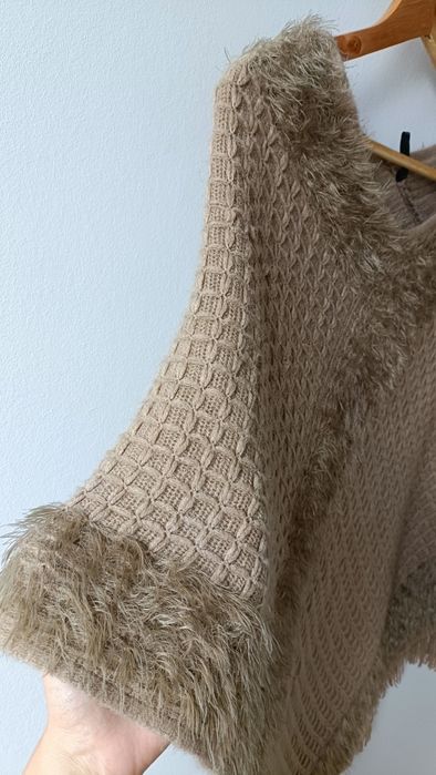 Ponczo damskie narzutka peleryna boho na jesień jesienna na zimę