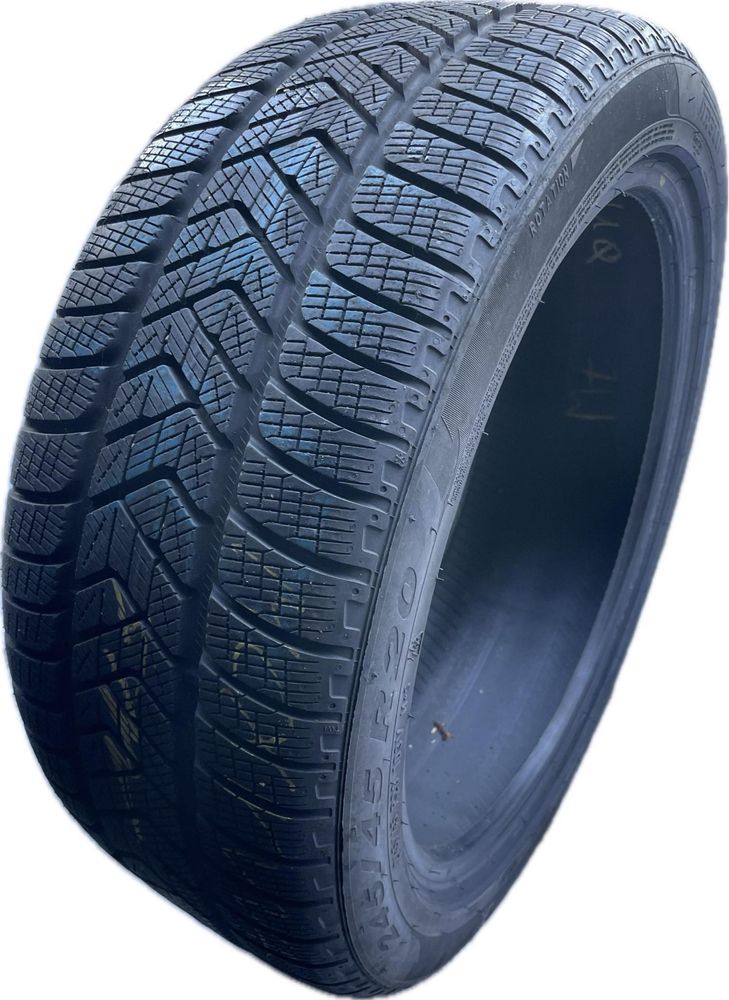 4x Pirelli Scorpion Winter 245/45R20 103V rok 2023