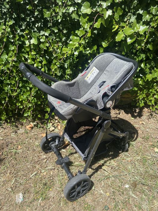 Carrinho de bebe trio