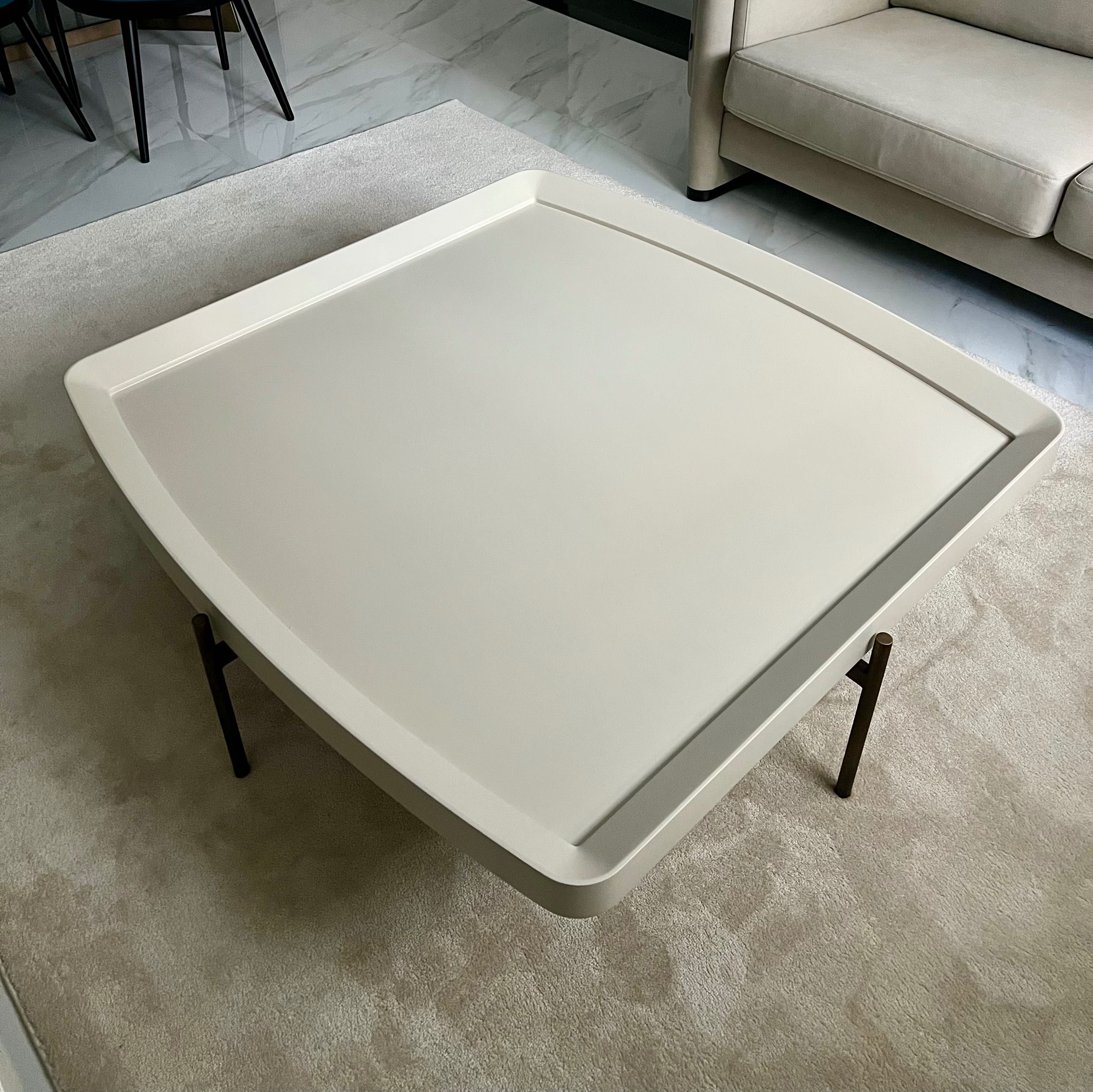 Mesa de Centro Capri J. Barbosa