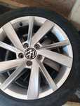 Felgi aluminiowe Golf VII 205/50/17 opony zimowe
