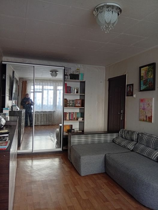 Гостиный мягкий уголок с баром. Комоды Шкафы купе Книжный шкаф от 1000