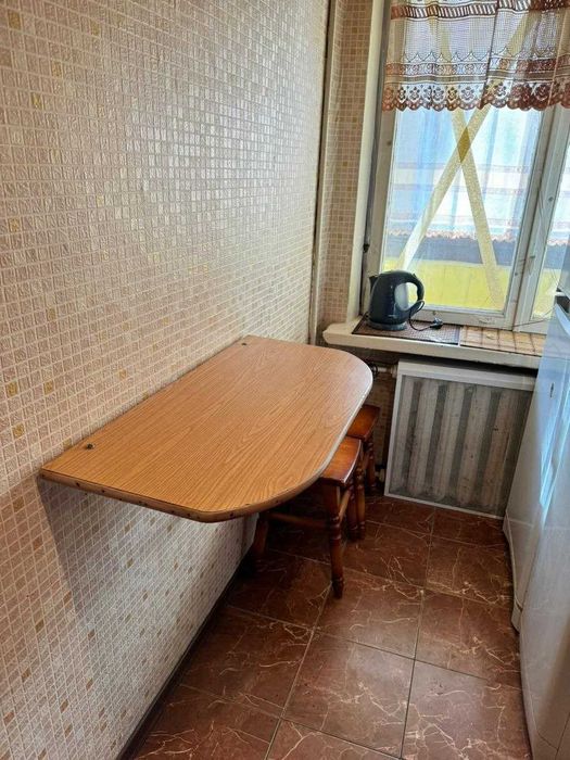 Оренда м Лук'янівська вул Довнар Запольського 6 !