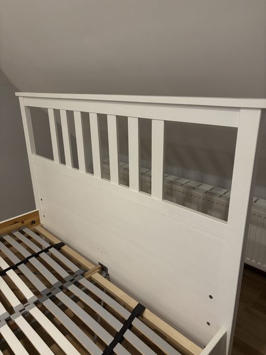 Łózko białe ikea