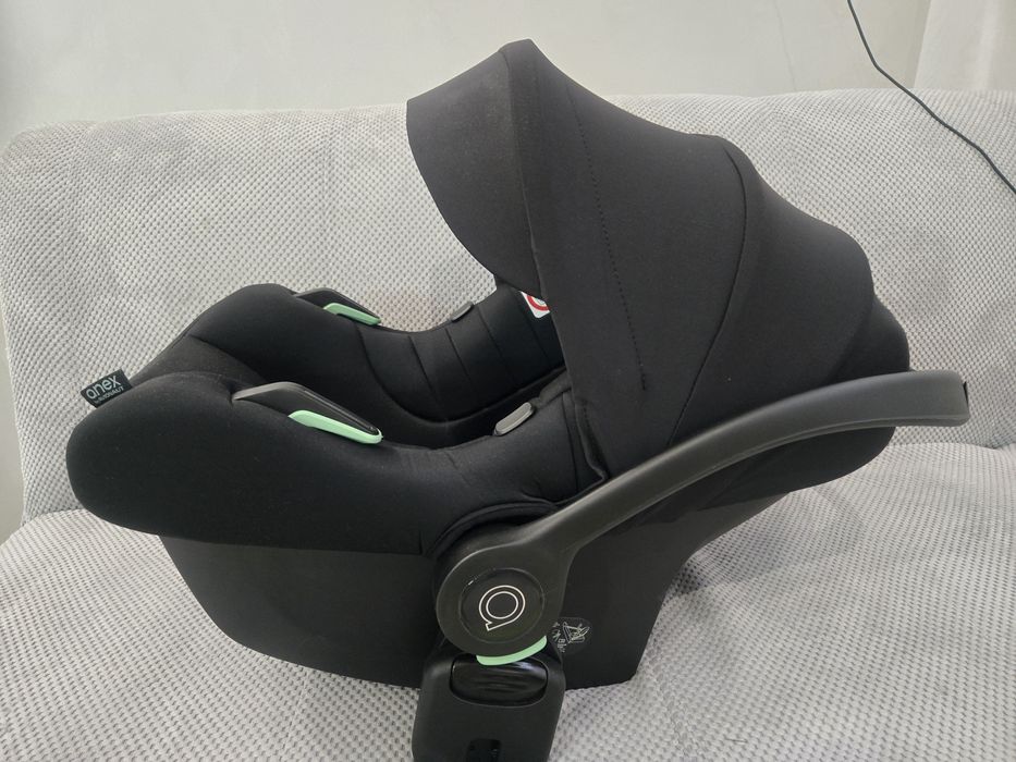 Продам автокресло