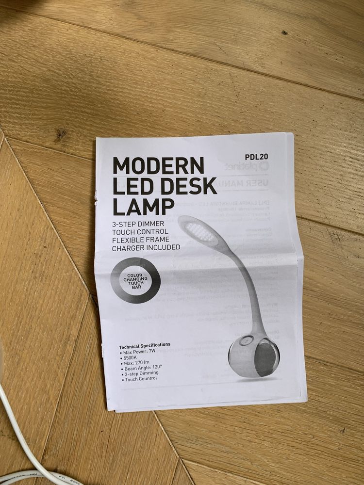 NOWA w pudelku Platinet lampka biurkowa