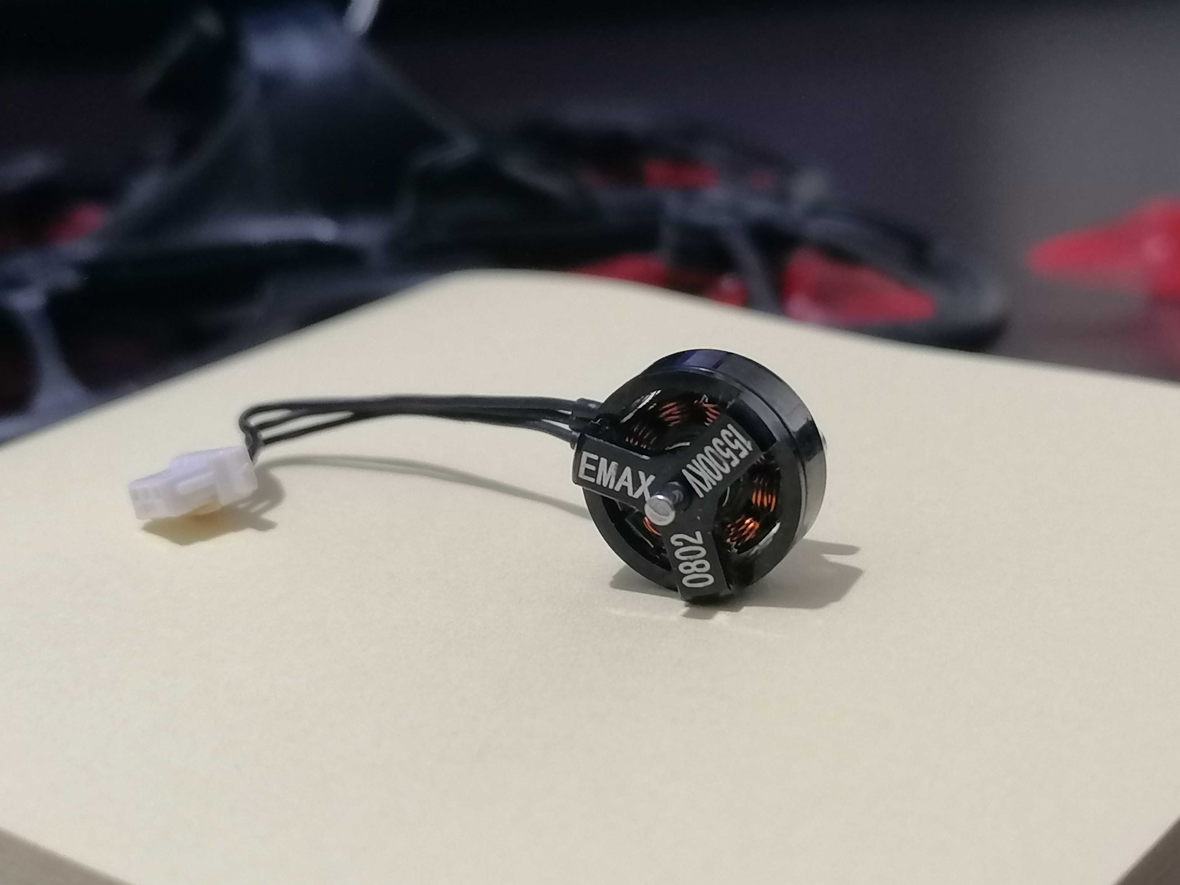 Motores de drone Emax Tinyhawk 0802 de 15500kv