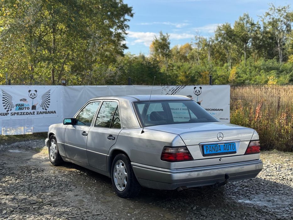 Mercedes-Benz W124 2.0 ~ Automat ~ Hak ~ Zarejestrowany ~ Klima