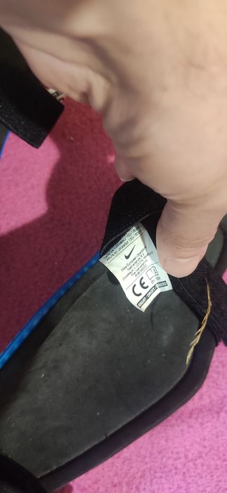 Щитки для гри в футбол