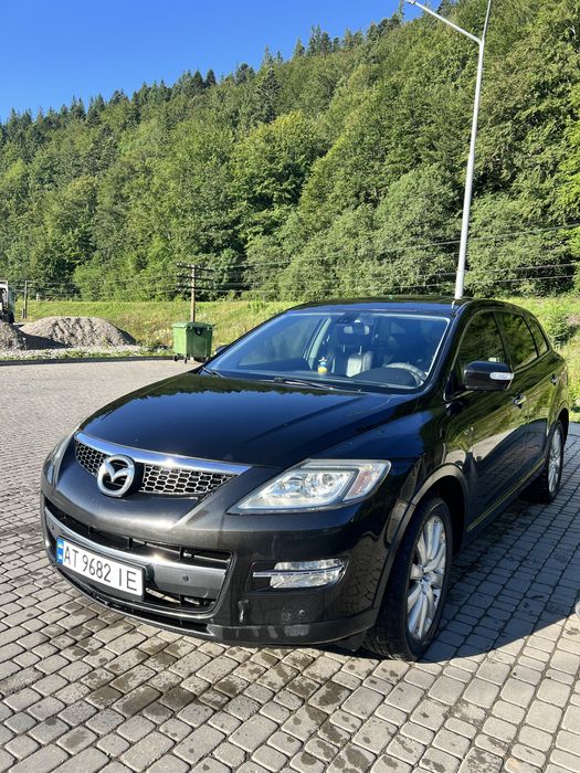 Продажться доглянутий автомобіль .