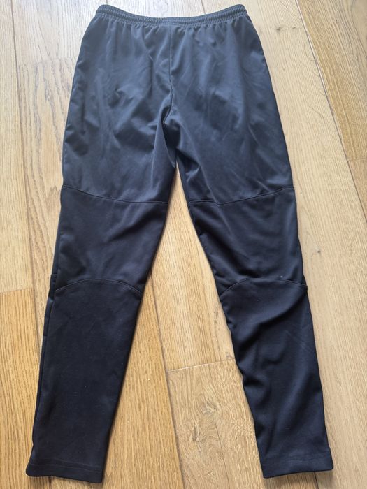 Spodnie Nike dla chlopca na 137-147 cm, dry fit