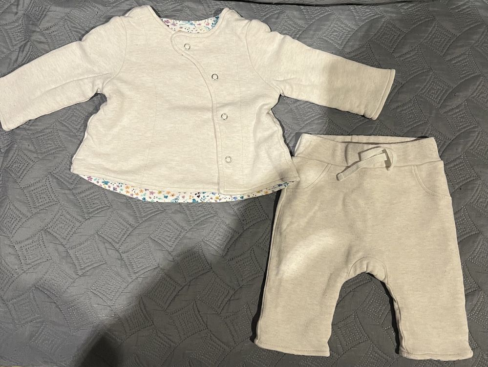 Conjunto bebé menina C&A