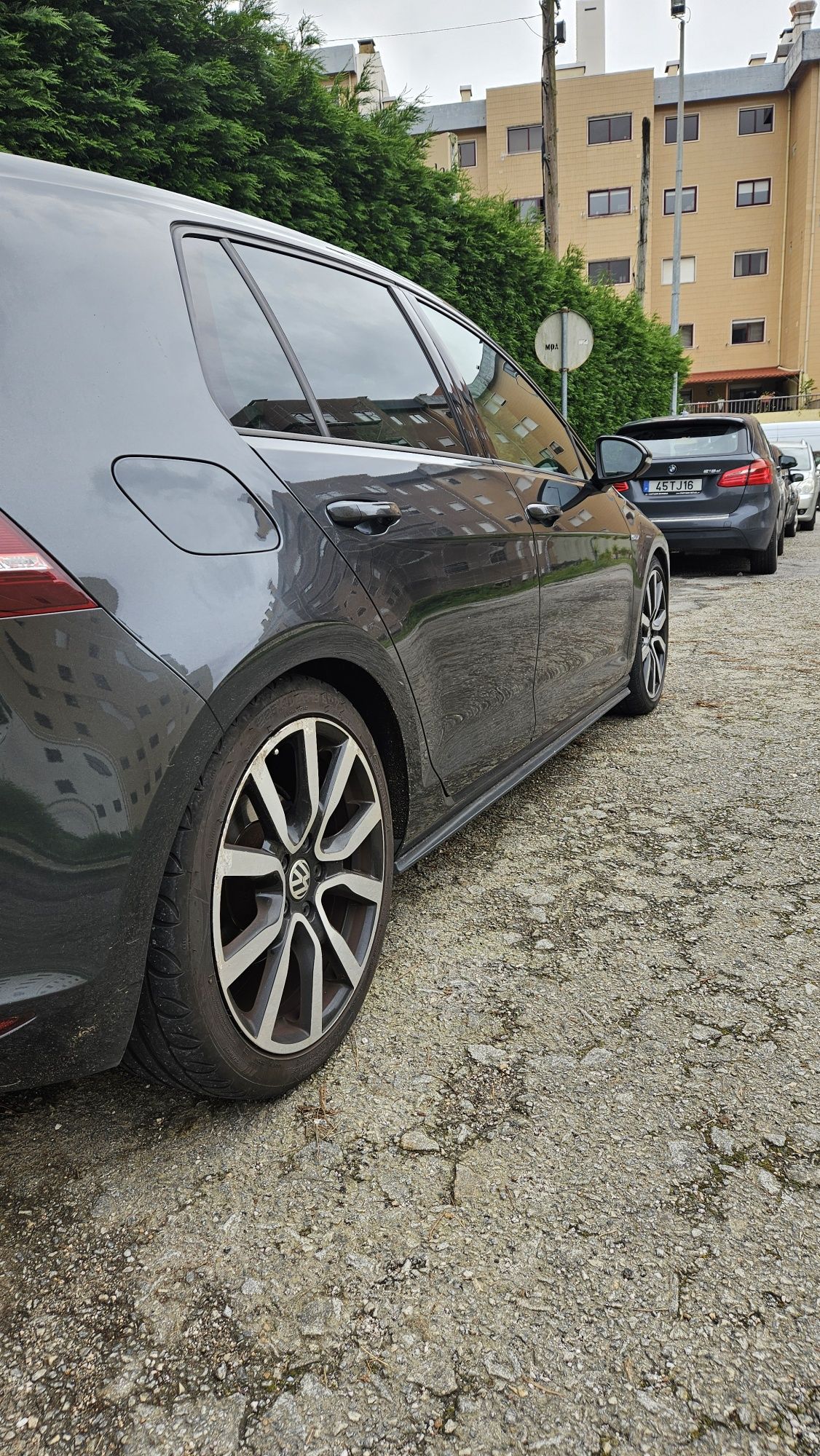 Volkswagen Golf GTE 1.4 Hibrido plug in aceito troca por Mini