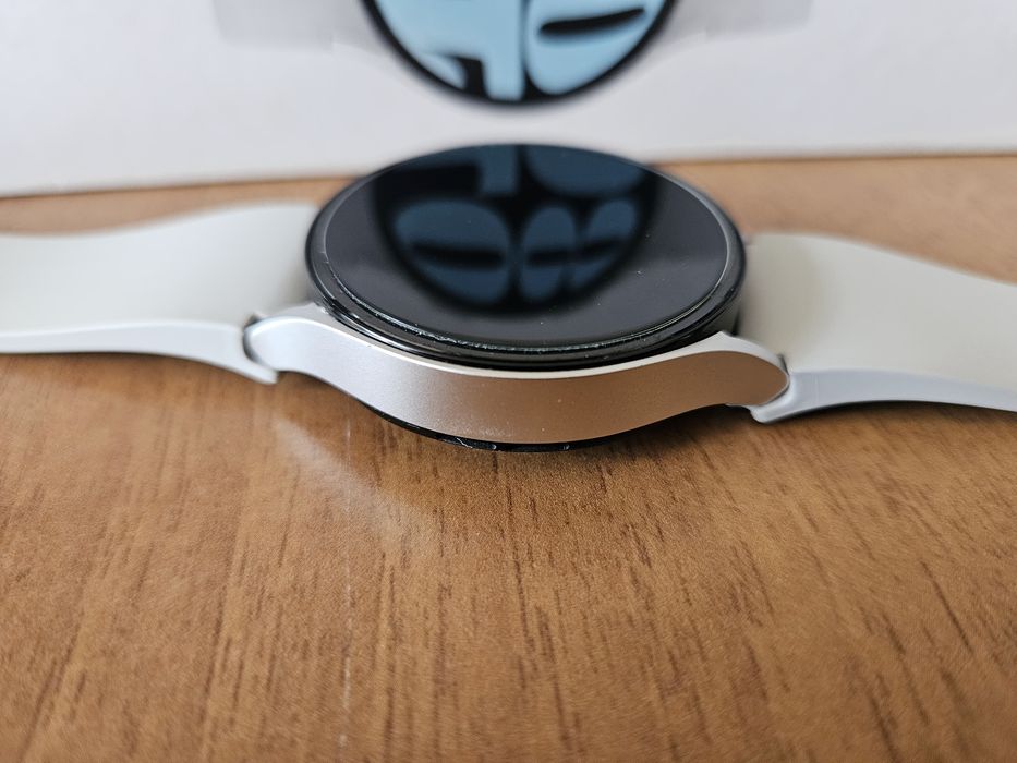 Samsung Galaxy Watch6  44mm Silver