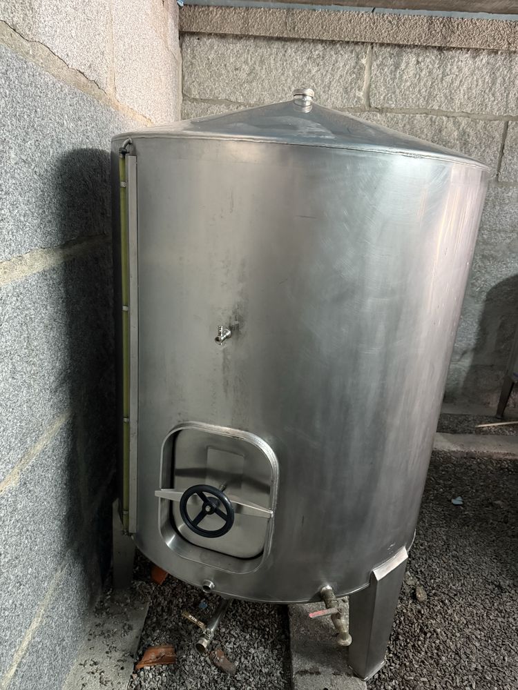 2 Cubas cuba inox 1500 litros