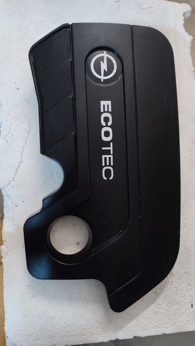 osłona pokrywy silnika Opel Meriva 2015