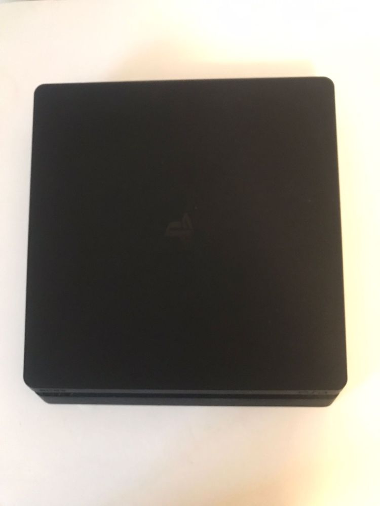Vendo PS4 950Gb com cabo de alimentação