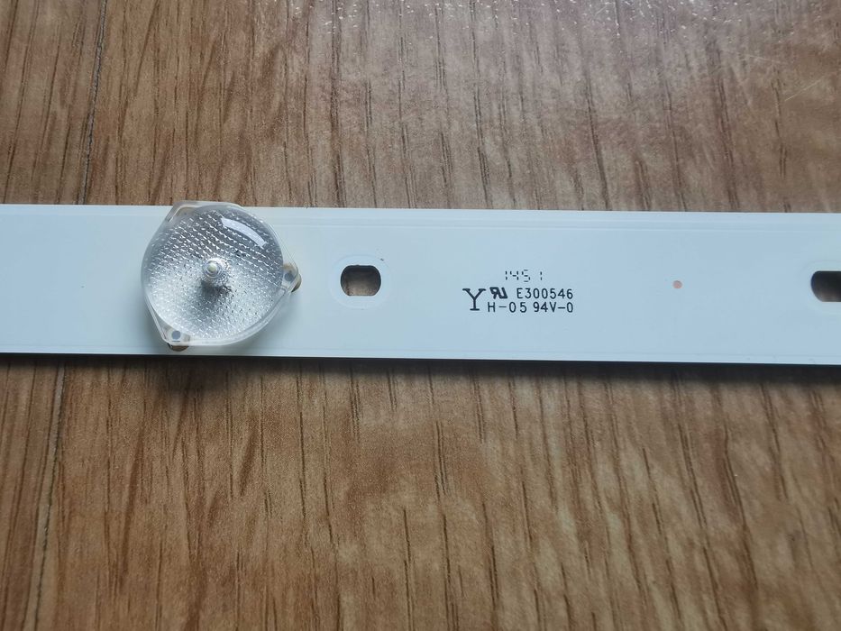 Toshiba 32E2533D Ledy Oryginalne 100% Sprawne