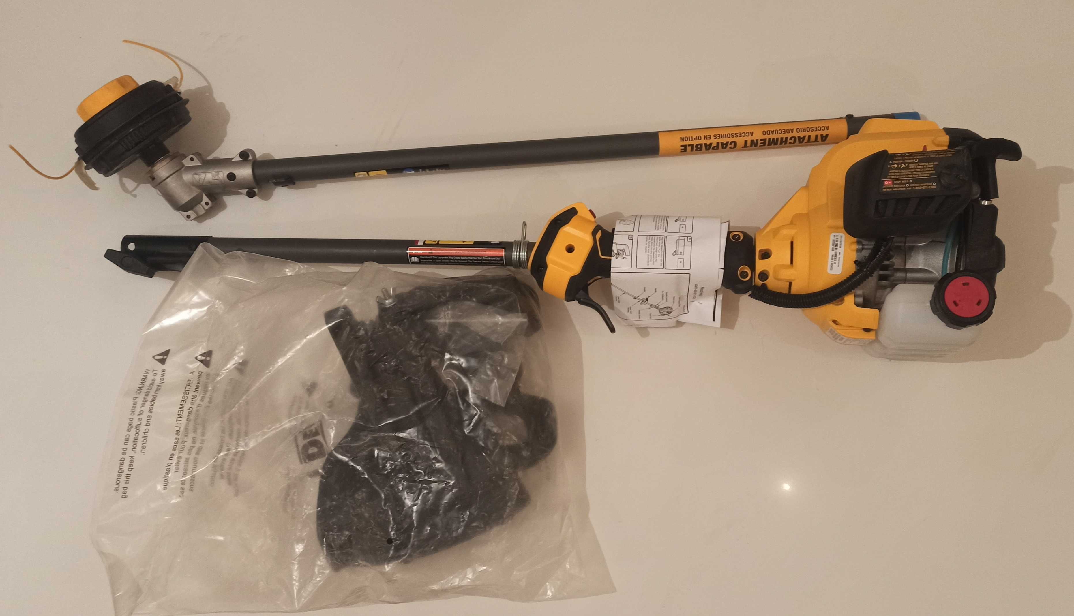 Коса бензиновая мотокоса триммер Dewalt DXGST227SS