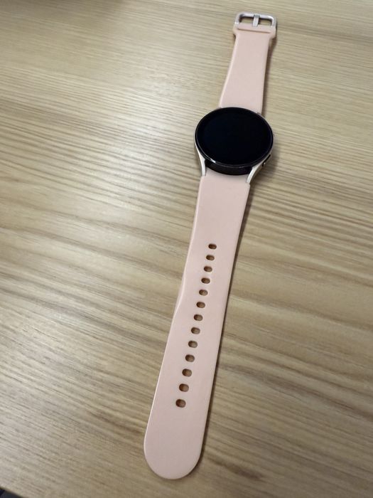 Galaxy Watch 4 GPS 40 mm różowy