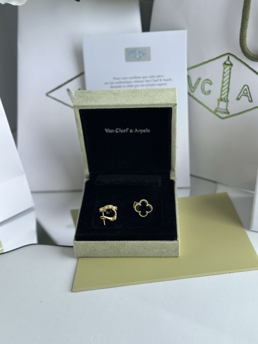 Нові срібні в позолоті Сережки Van Cleef чорні