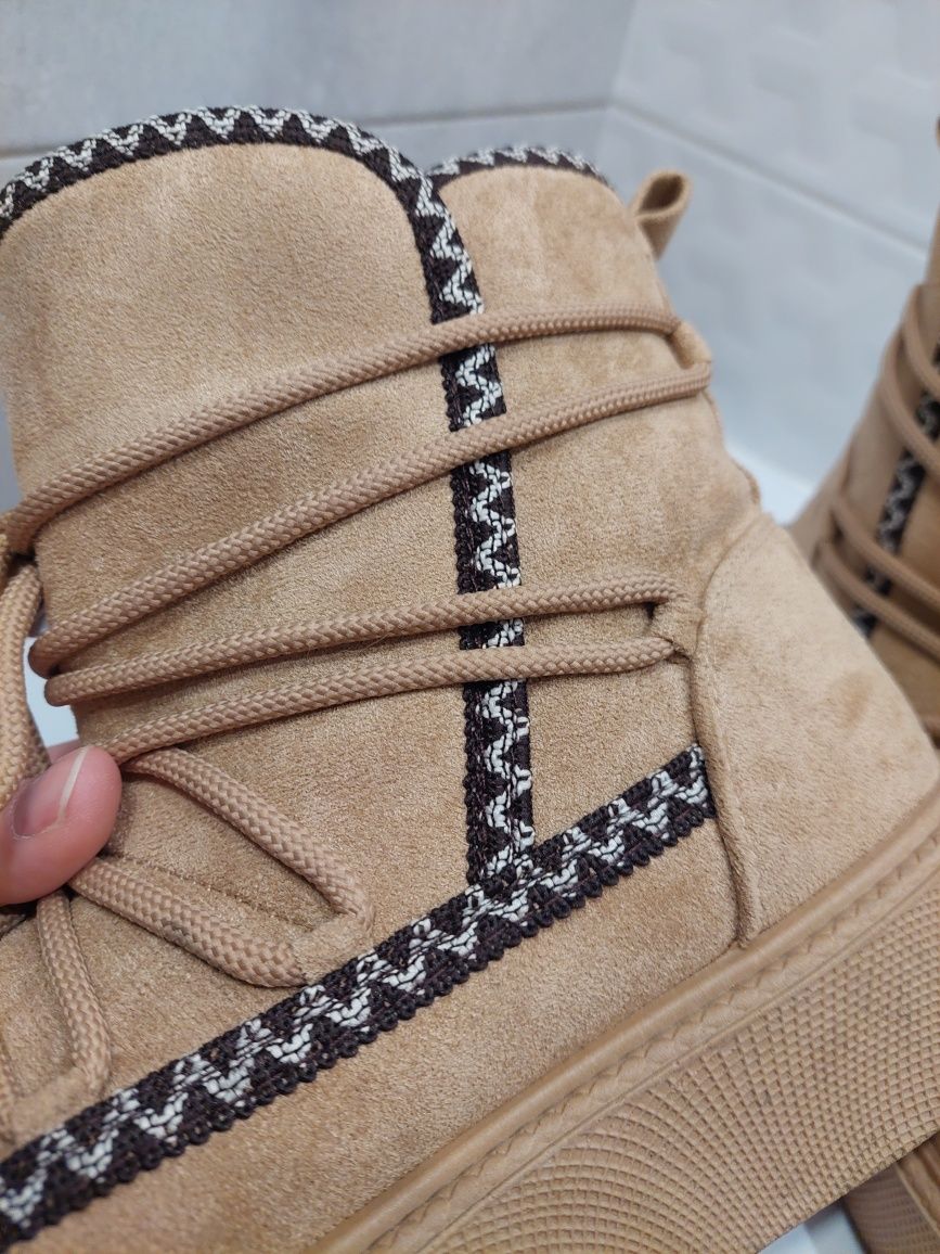 Buty damskie zimowe