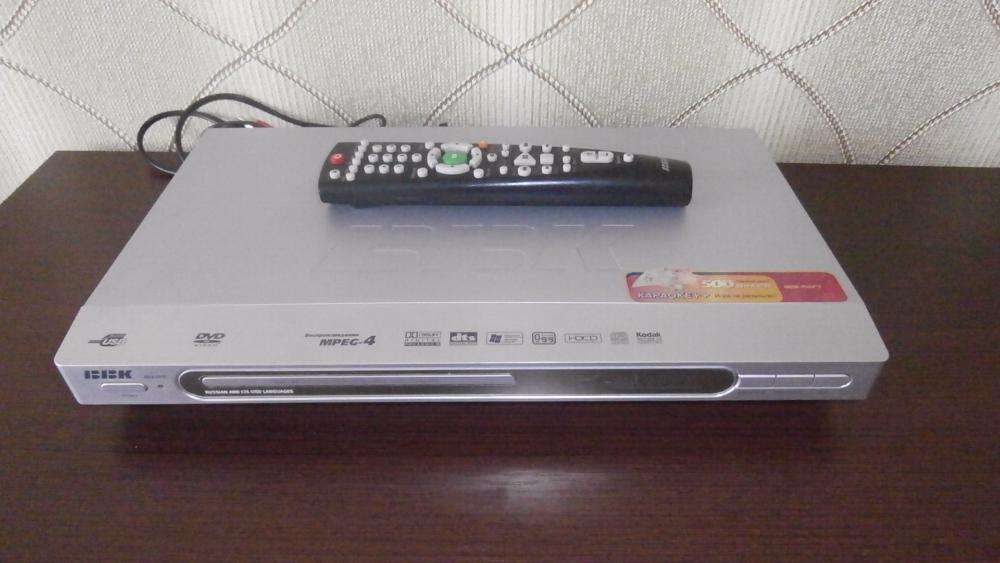 DVD- Видеопроигрыватель BBK DV610SI