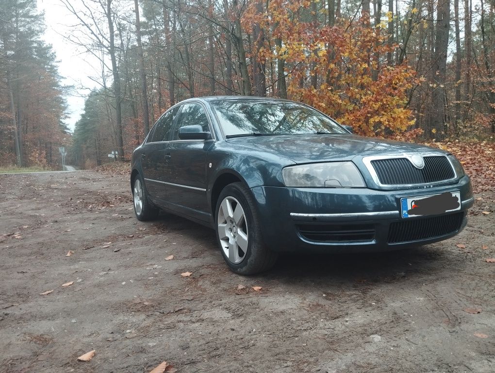 Skoda Superb 2.5 TDI long