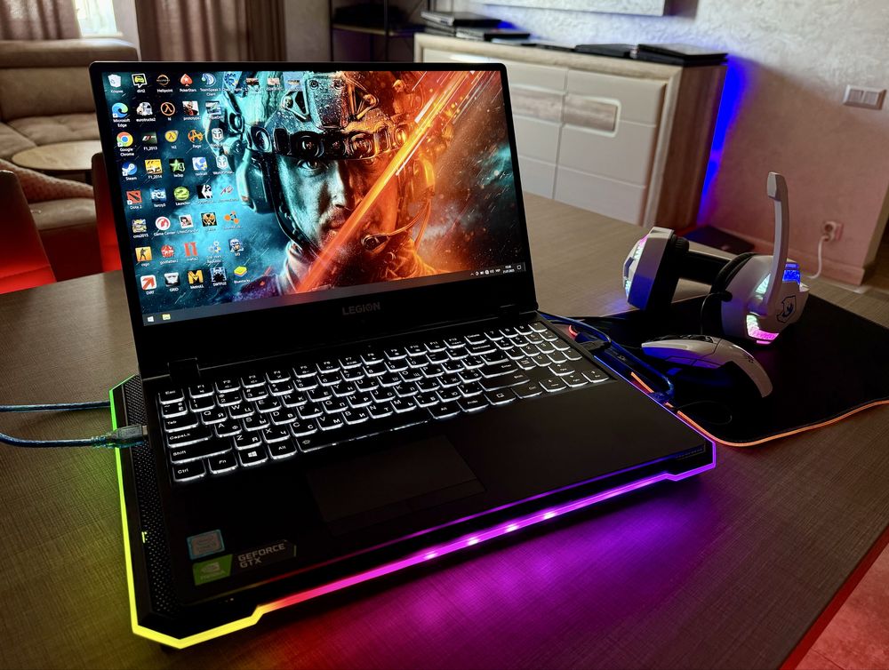 Мощный игровой ноутбук Lenovo Legion GTX 8 GB+ игровой комплект