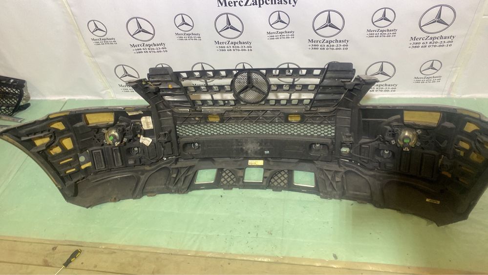 Mercedec w 164 ml бампер передній