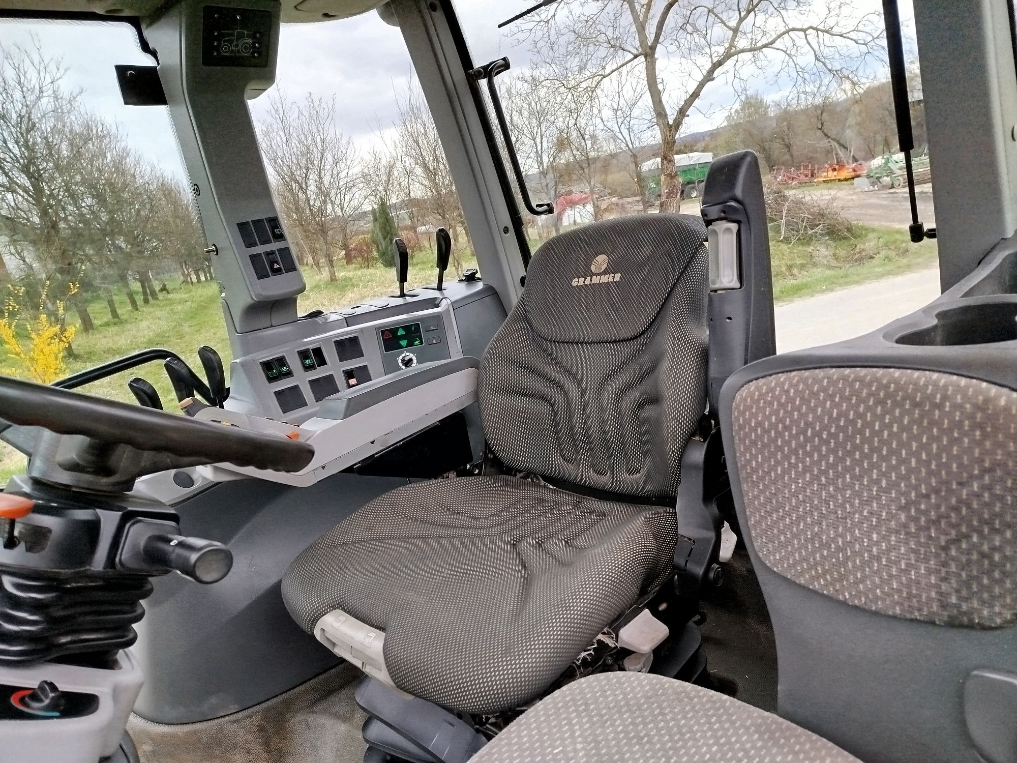 Claas Arion 510 cena Brutto case mxm 190