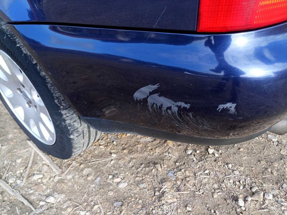 zderzak tył tyl audi a4 b5 kombi lz5t granatowy kompletny przed lift