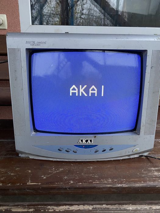 Телевізор    Akai