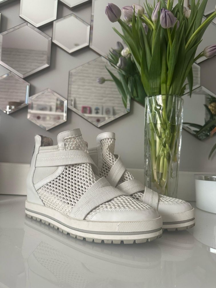 MARC CAIN 38 sneakersy skóra wbudowany koturn