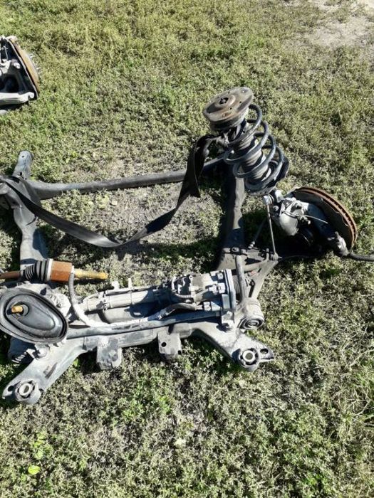 Ford Fusion Mondeo MK5 MCPHERSON przód prawy lewy