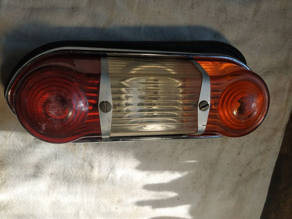 (Ретро) задний фонарьTATPA-603,Skoda-1202 STW