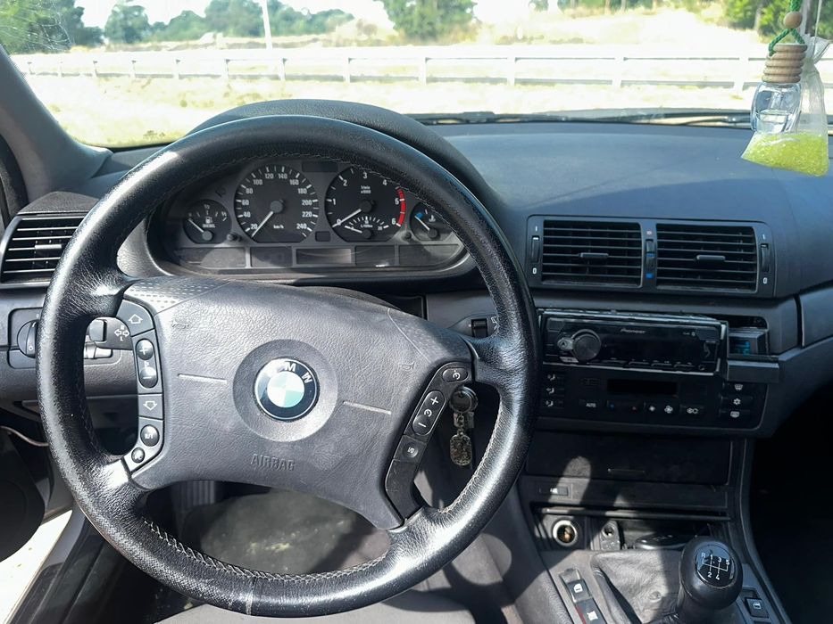BMW E46 320d 2.0d touring 222 KM doinwestowane bezwypadkowe