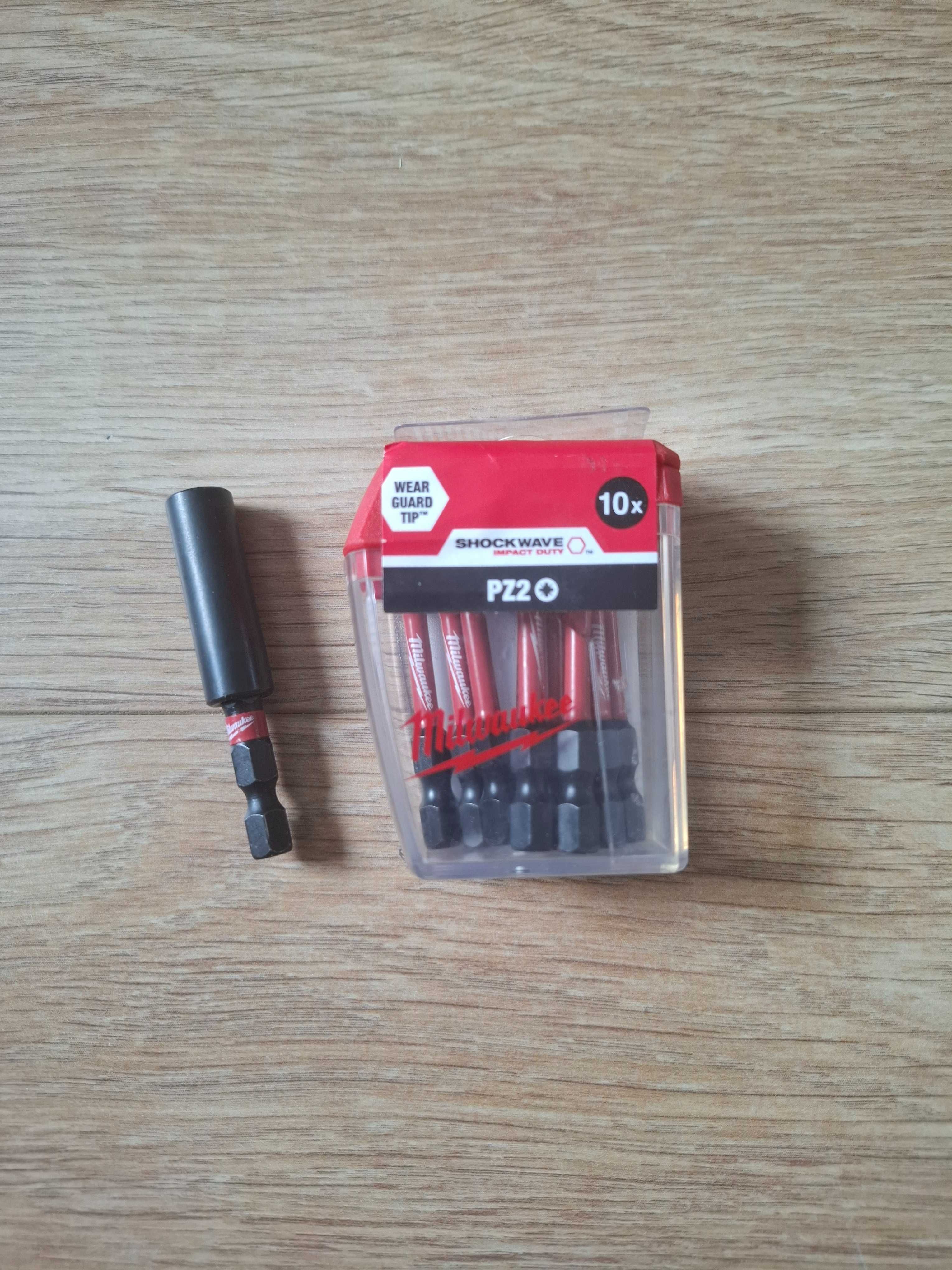 zestaw bitow Milwaukee SHOCKWAVE PZ2 50mm + uchwyt magnetyczny