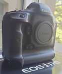 Aparat Canon EOS-1D X w świetnym stanie