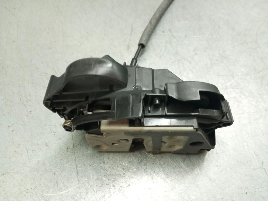 Fechadura / fecho porta frente esquerdo FORD Focus III